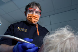 Dott. Maurizio Ottomano - Centri Odontoiatrici Victoria